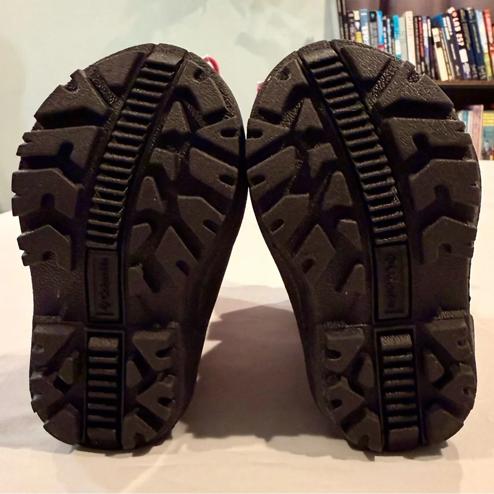 New Columbia Boots Girls 5 Little Kids Powderbug Plus II Waterproof Insulated